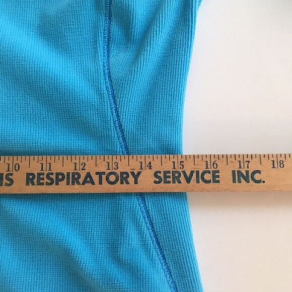 Stylish Women's Blue Athletic Omni-Wick COLUMBIA Pullover Half-Zip - Picture 8 of 8